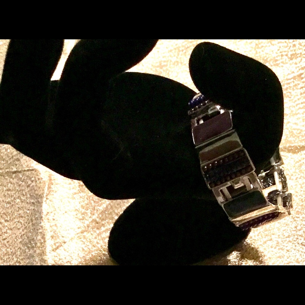 Bracelet - Picture 2 of 2